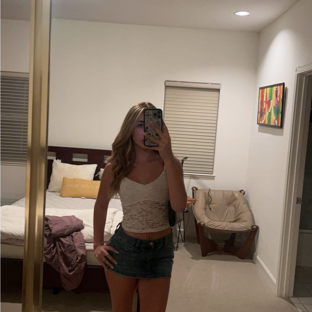 mini skirt